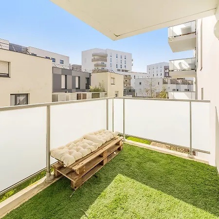 Apartment Vauban - Au Calme - Parking/terrasse *